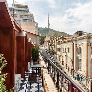Shota Rustaveli 公寓式酒店