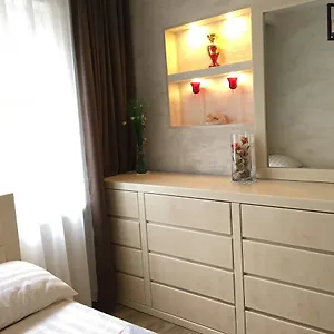 Newly Renovated House Апартаменты